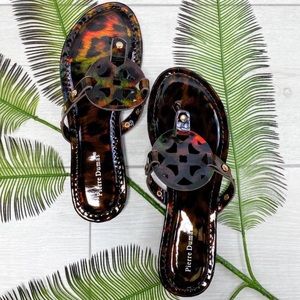 •NEW!!• Medallion Slip on Sandals•